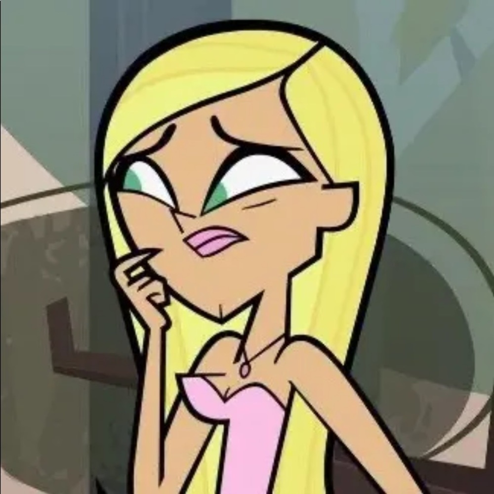 Meet your Posher, Kloe